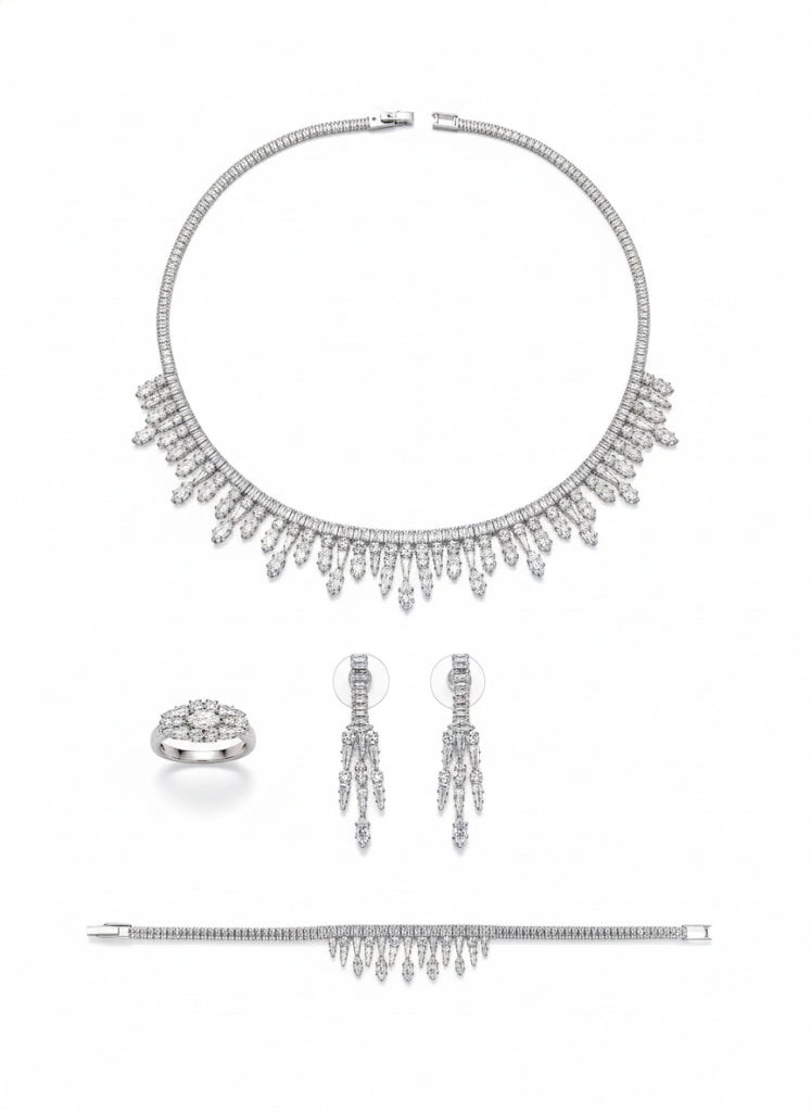 مرصع بأحجار الزركون الفضية