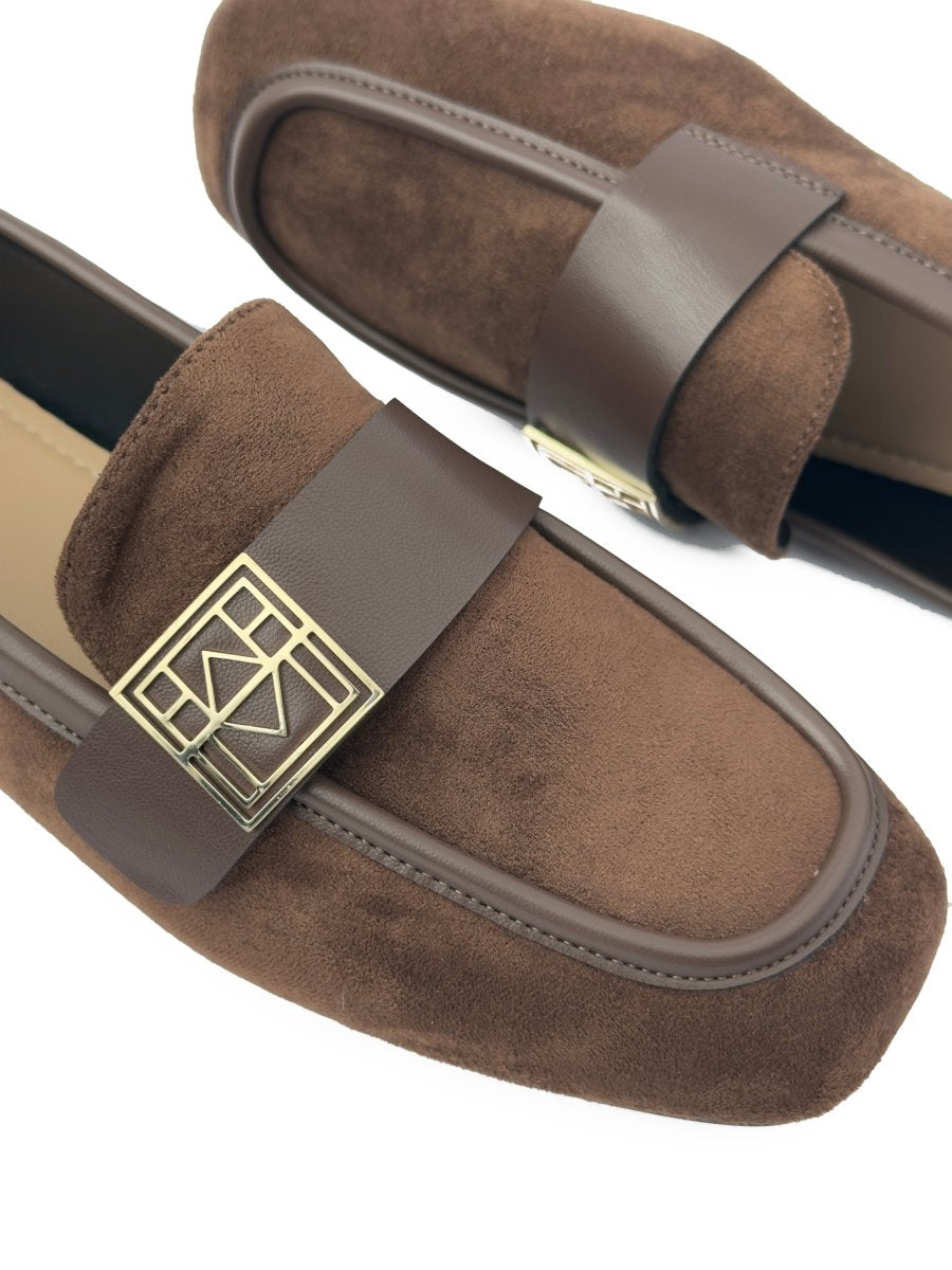 لوفر شمواه ذات تفاصيل معدنية