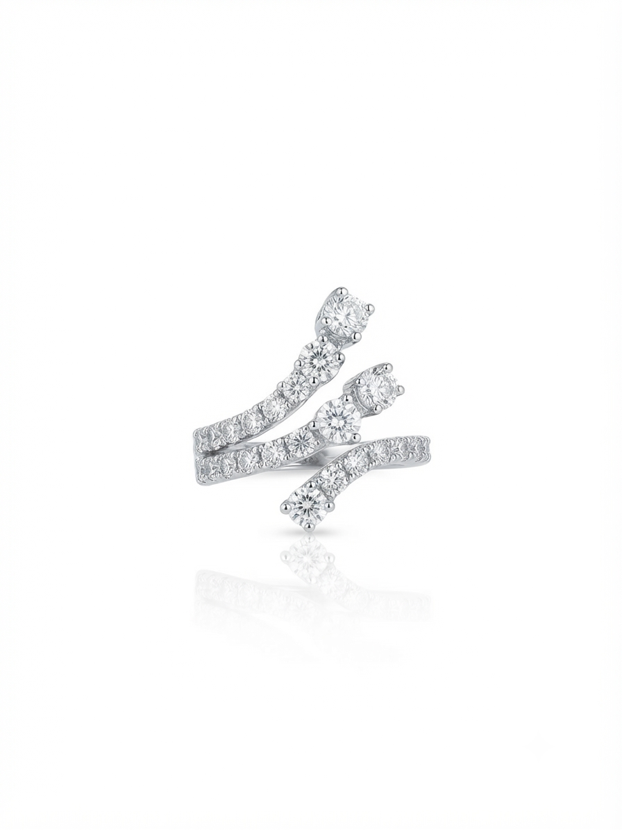 Ring set with zircon stones