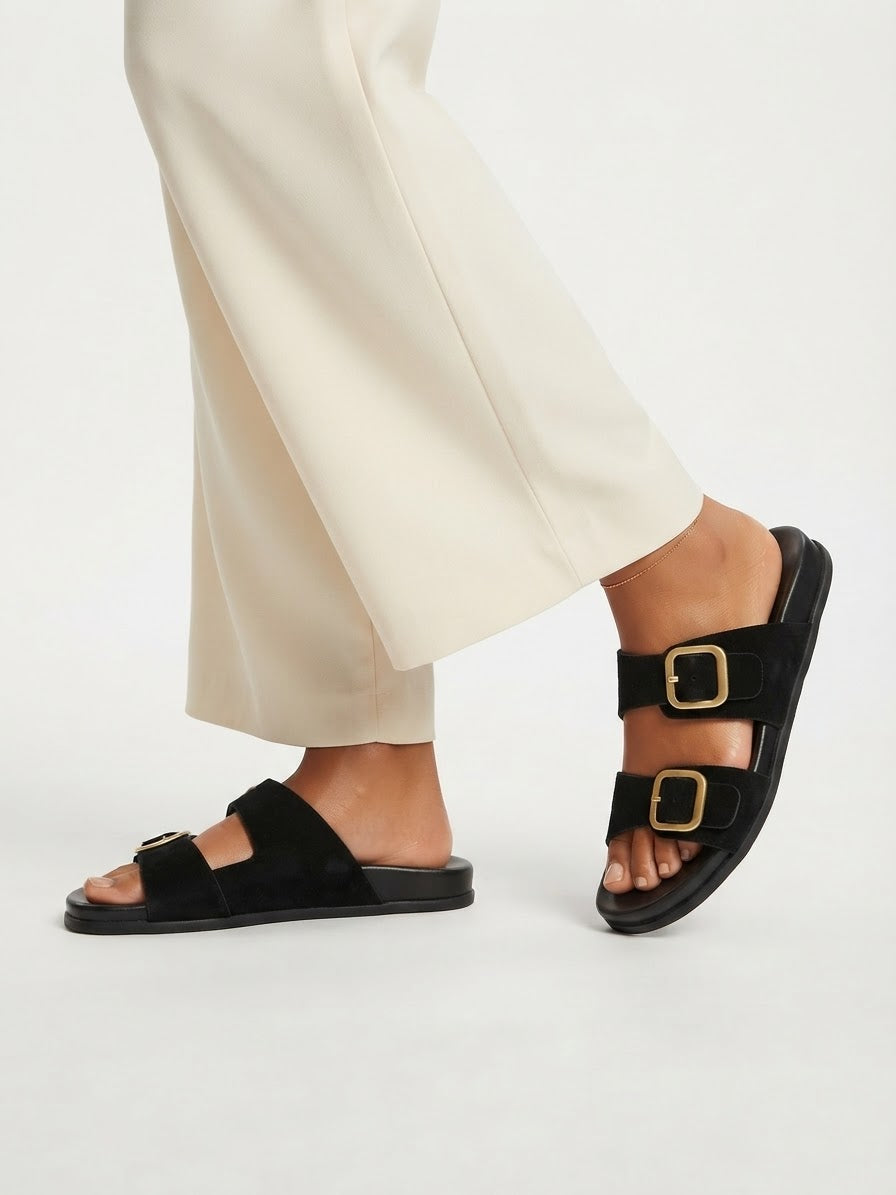 Suede slippers