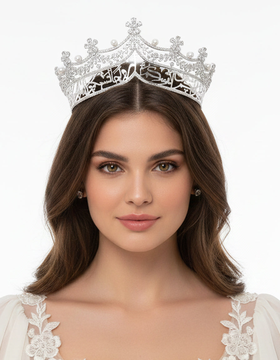 تاج وَمِنْ آيَاتِهِ أَنْ خَلَقَ لَكُم مِّنْ أَنفُسِكُمْ أَزْوَاجًا لِّتَسْكُنُوا إِلَيْهَا وَجَعَلَ بَيْنَكُم مَّوَدَّةً وَرَحْمَةً ۚ إِنَّ فِيَ ذَلِكَ لَآيَاتٍ لِّقَوْمٍ يَتَفَكَّرُونَ