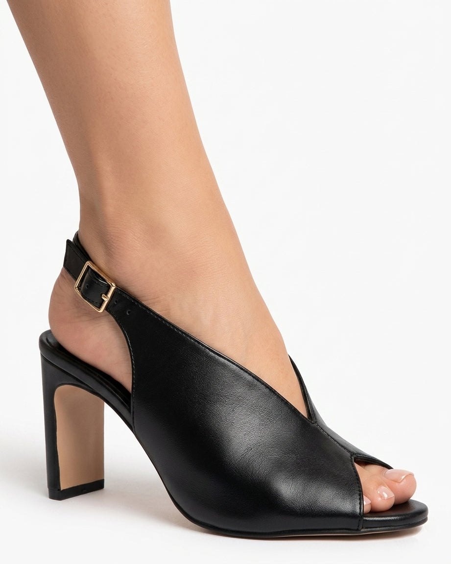 Leather sandal
