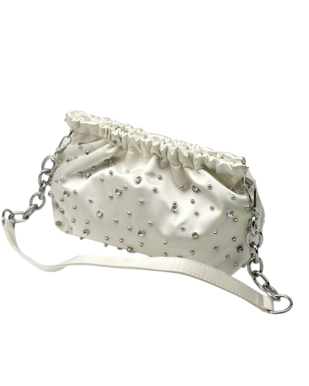 حقيبة من الساتان مزينة بالكريستال