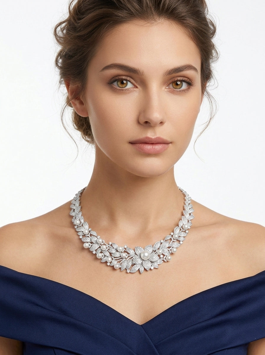 Necklace with zircon and pearl stones