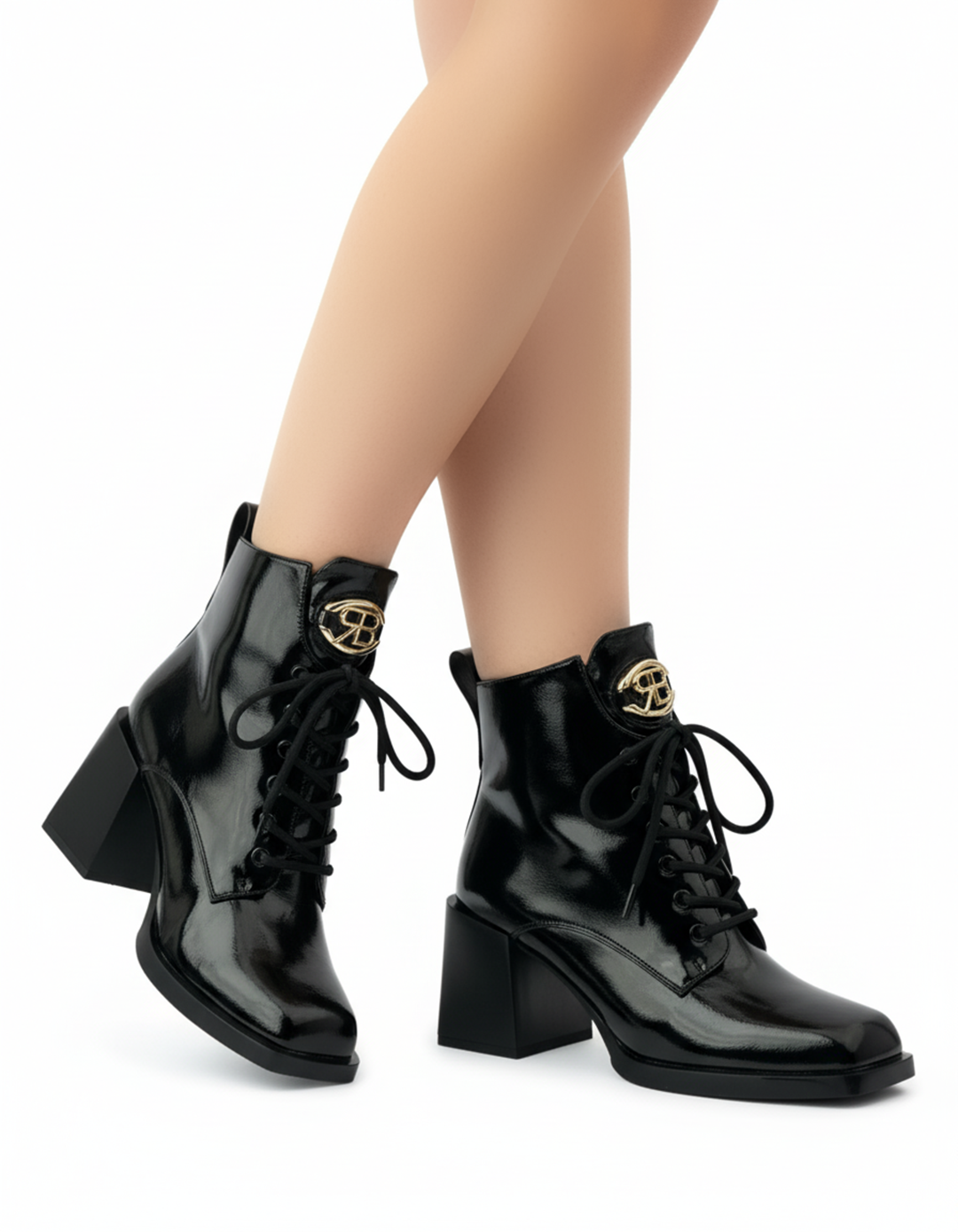 حذاء جلدي برباط ومقدمة مربعة