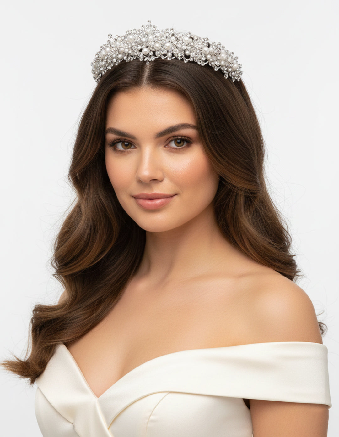 غطاء رأس من الزركون واللؤلؤ