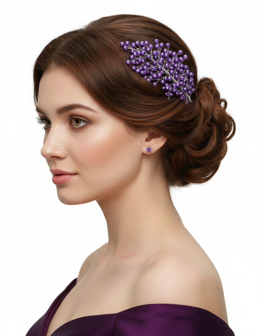 غطاء رأس مزين بأحجار ملونة