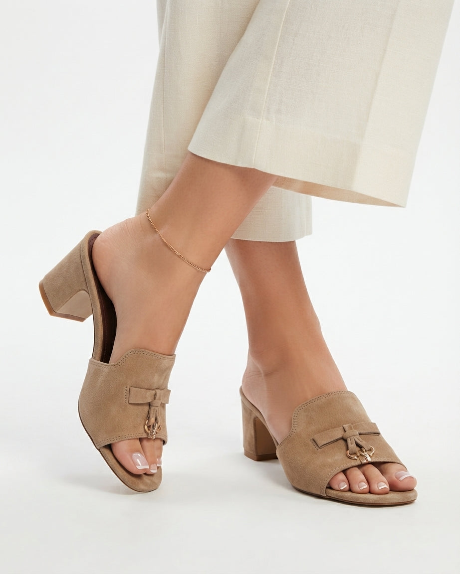 Suede slippers