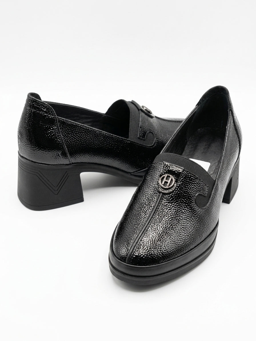 Leather boat shoes (top-siders)