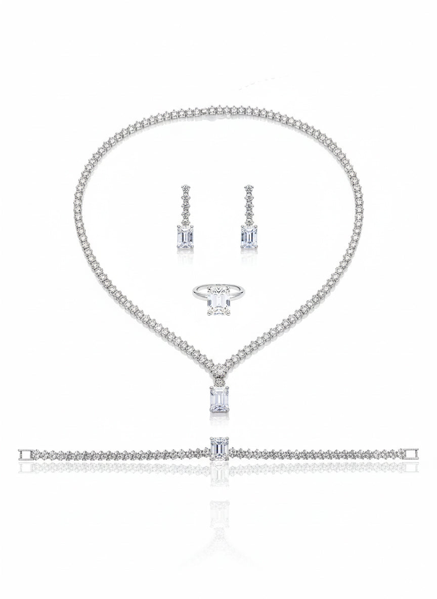 مرصع بأحجار الزركون الفضية