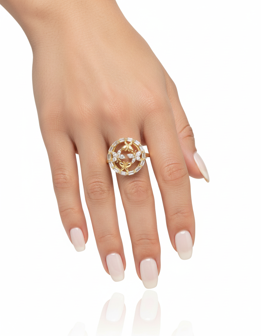 خاتم ذهبي اللون