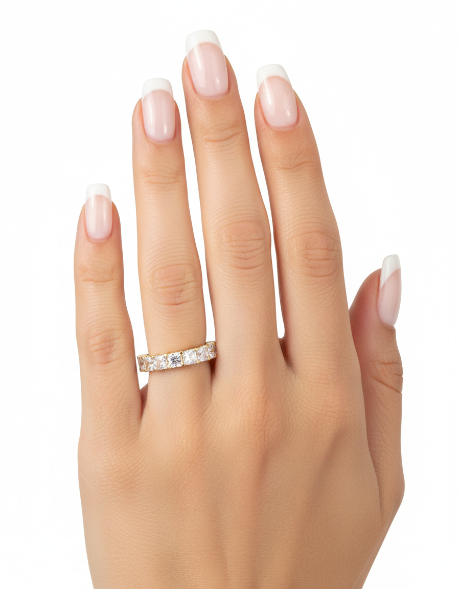 خاتم مرصع بأحجار الزركون