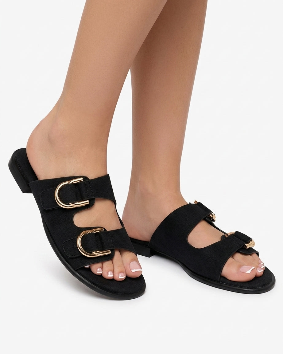 Suede sandal with buckle