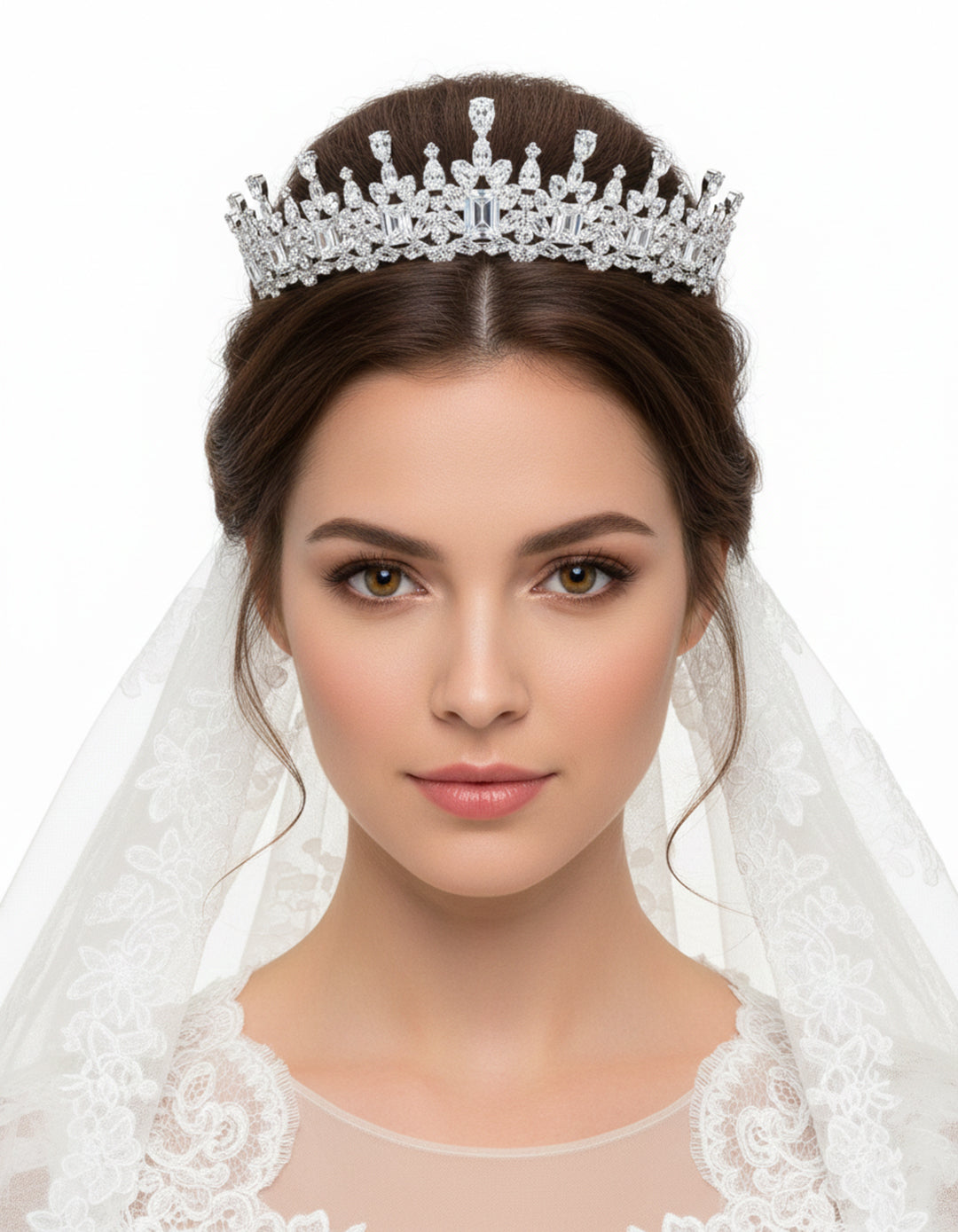 تاج مرصع بالزركون والكريستال