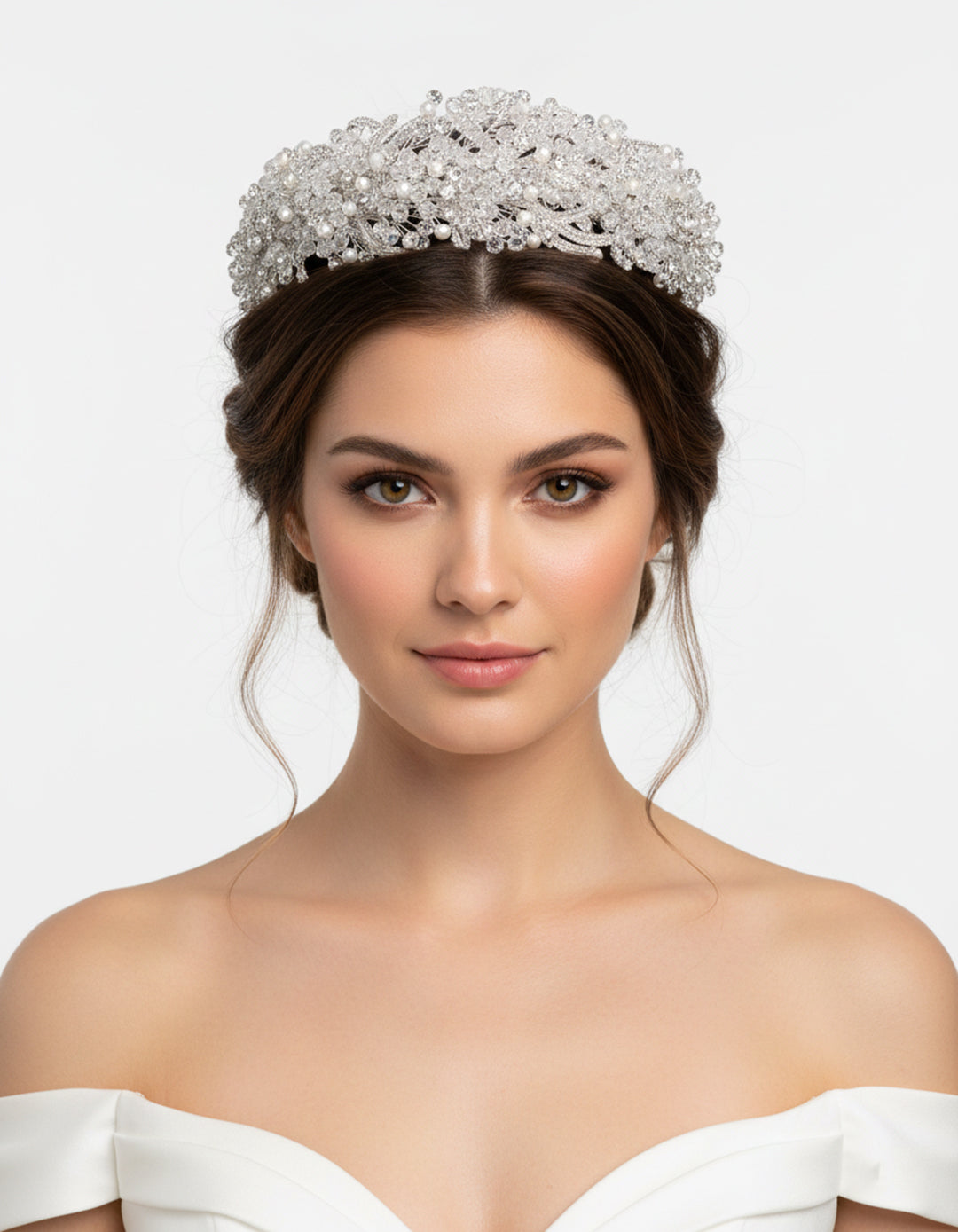 غطاء رأس مرصع بأحجار الزركون واللؤلؤ