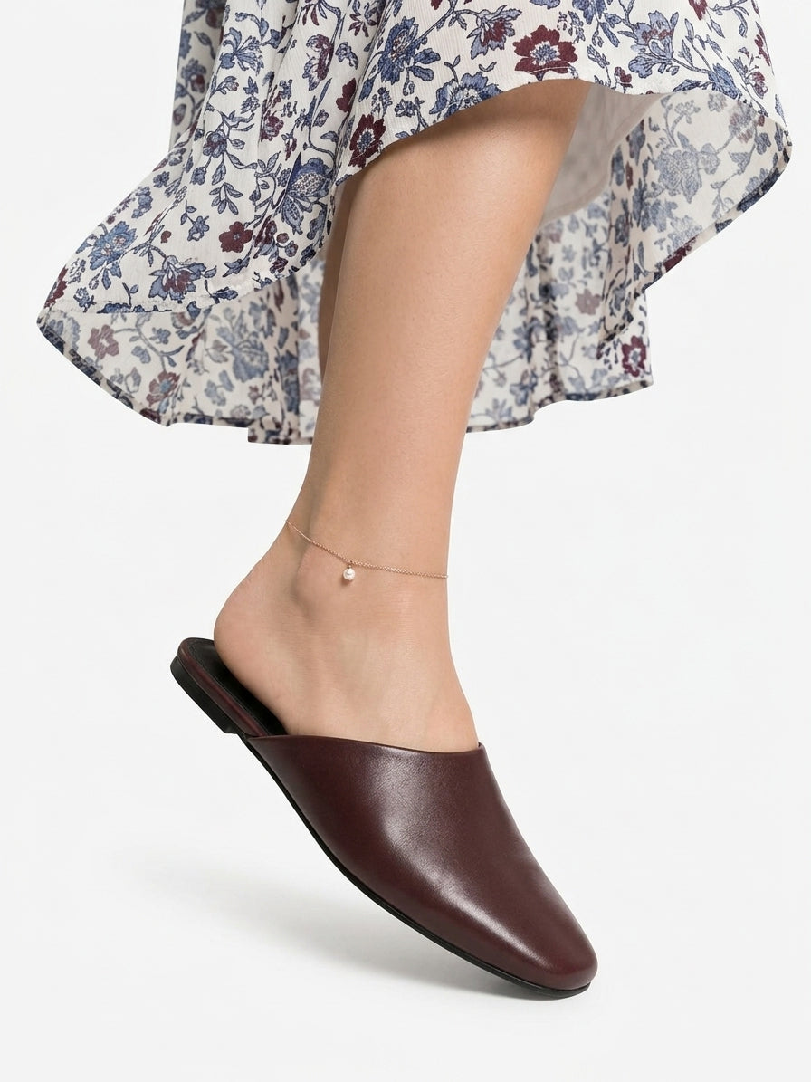 Leather slipper