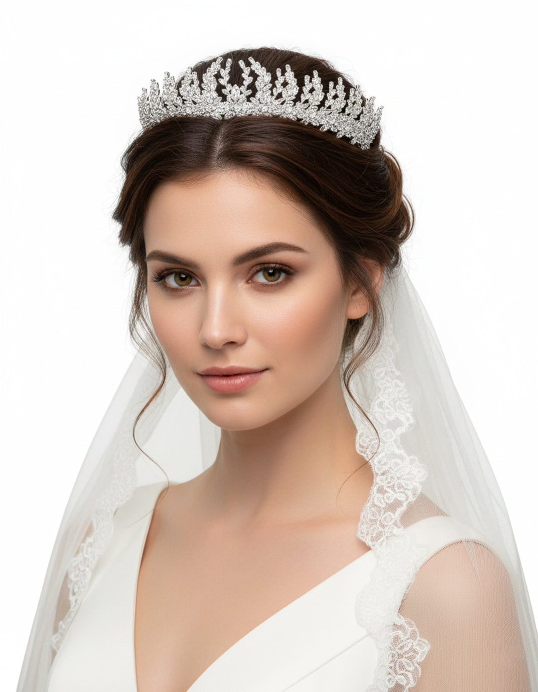 تاج مرصع بالزركون الفضي