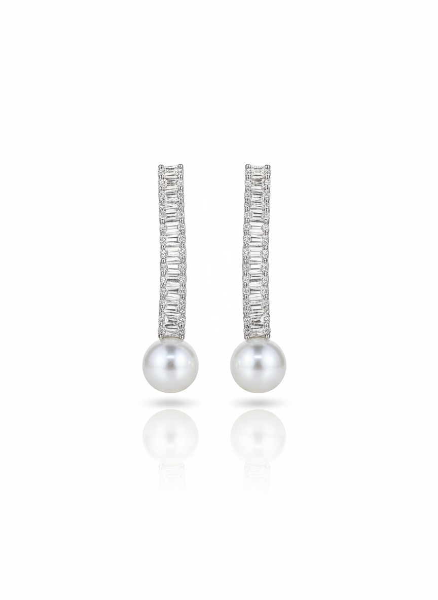 مرصع بالزركون واللؤلؤ