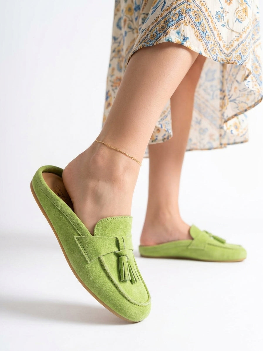 Suede slippers