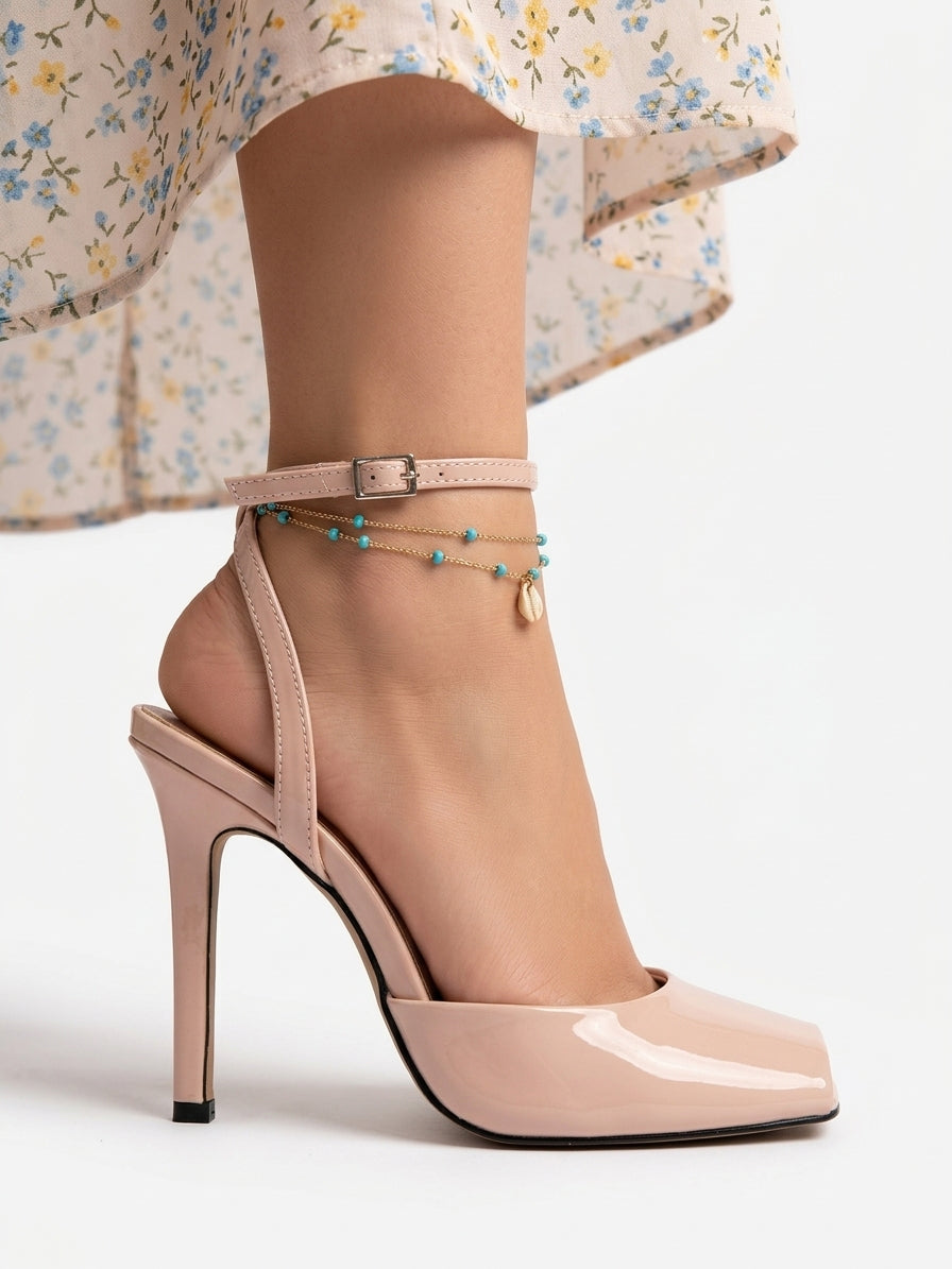 Shiny leather sandals