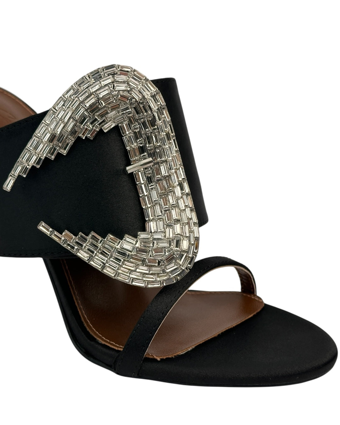 Landy's heel shoes