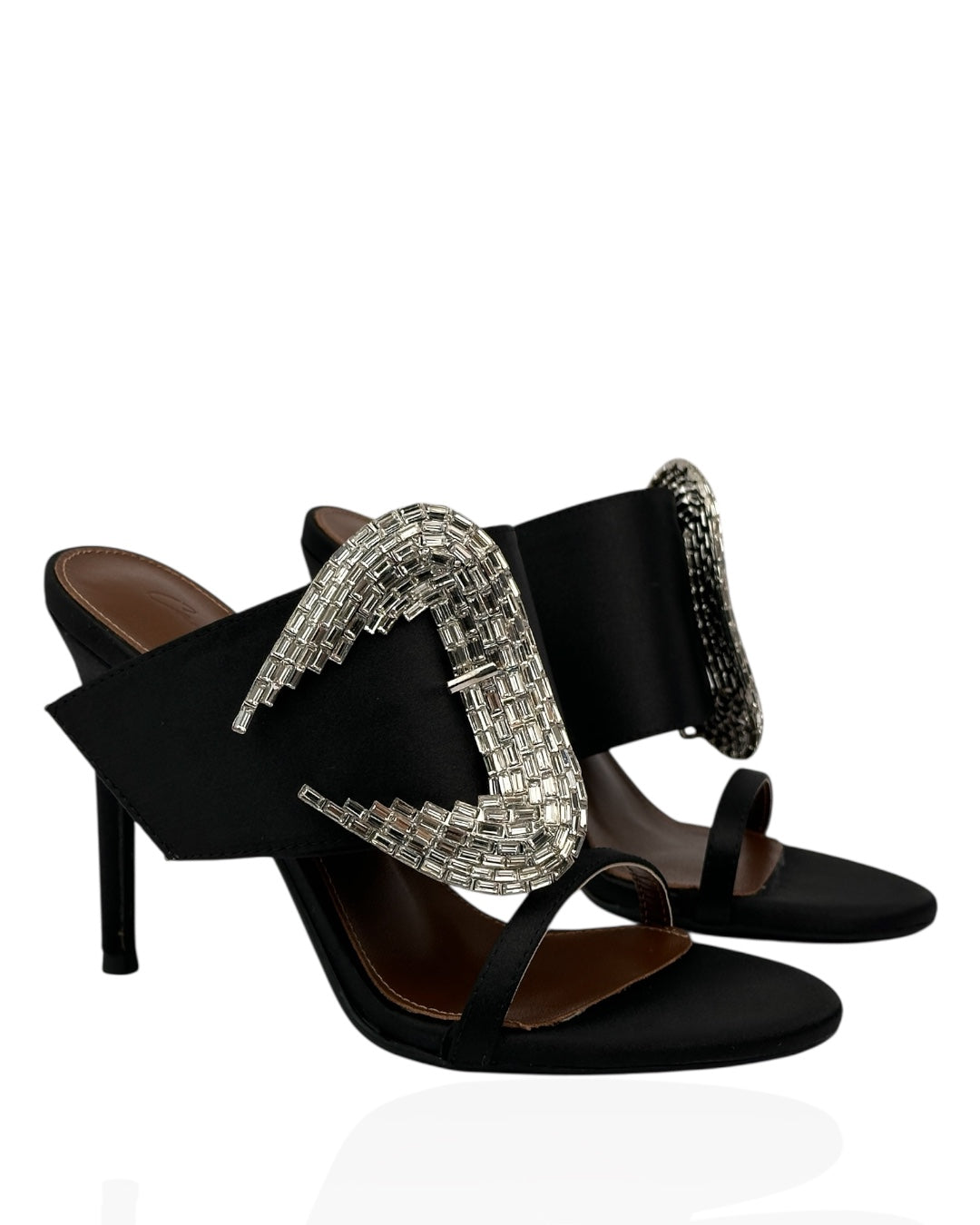 Landy's heel shoes