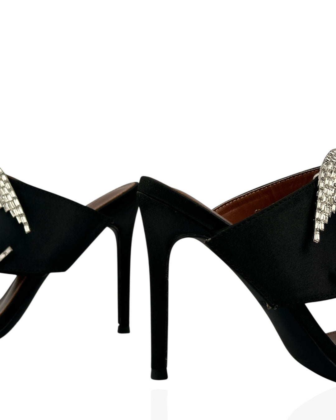 Landy's heel shoes
