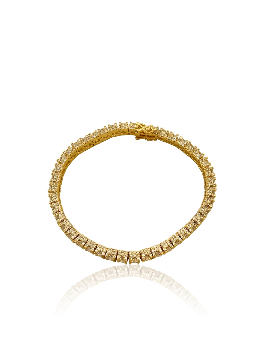 Tennis bracelet with zircon stones