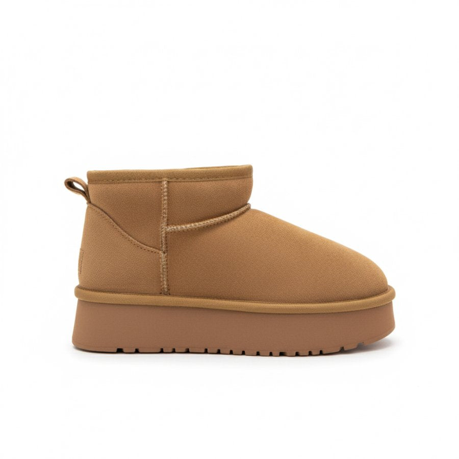 حذاء مبطن بلوحة علوية منتفخة قابلة للإزالة