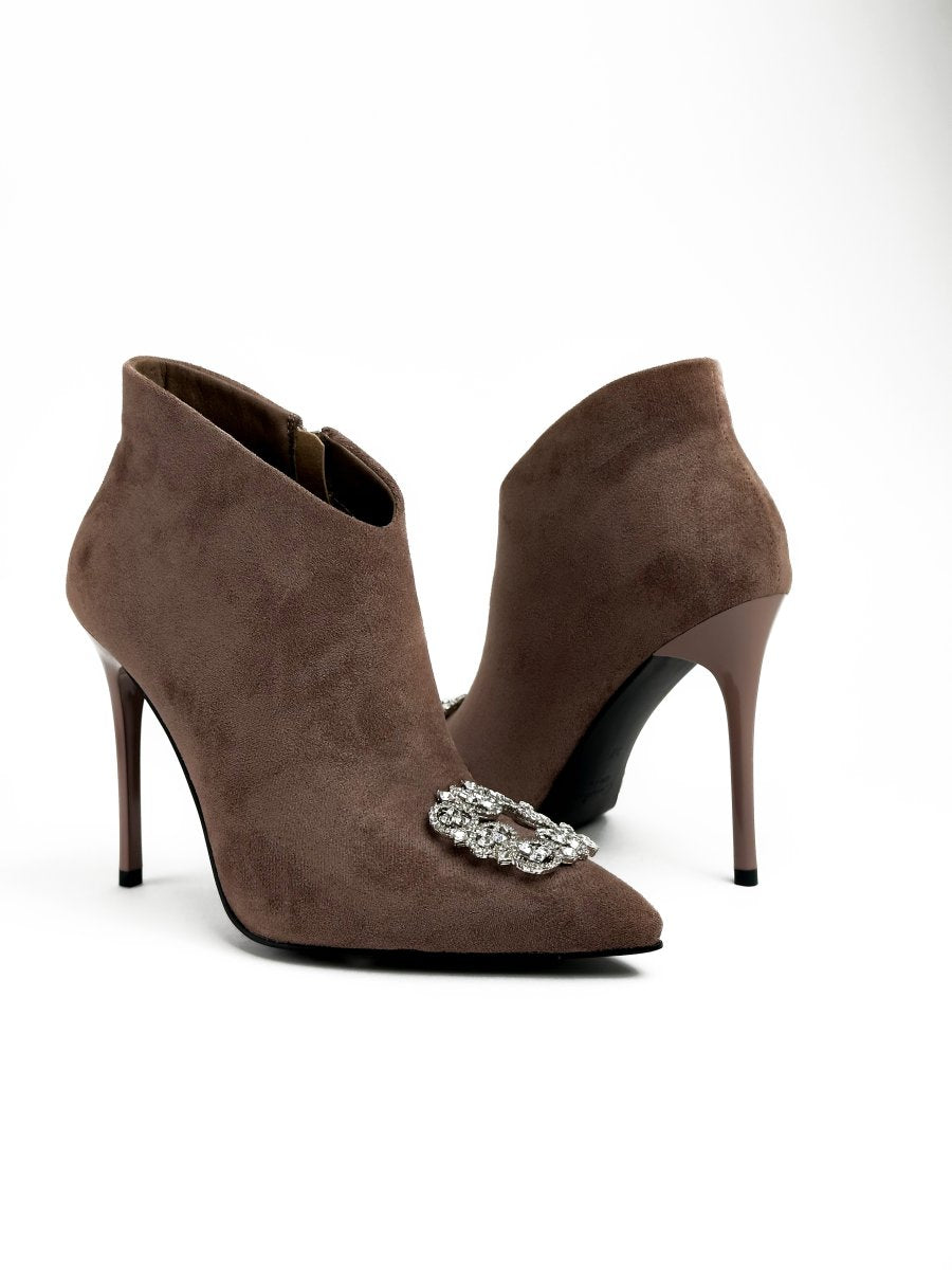 جزمة قصيرة من جلد الغزال