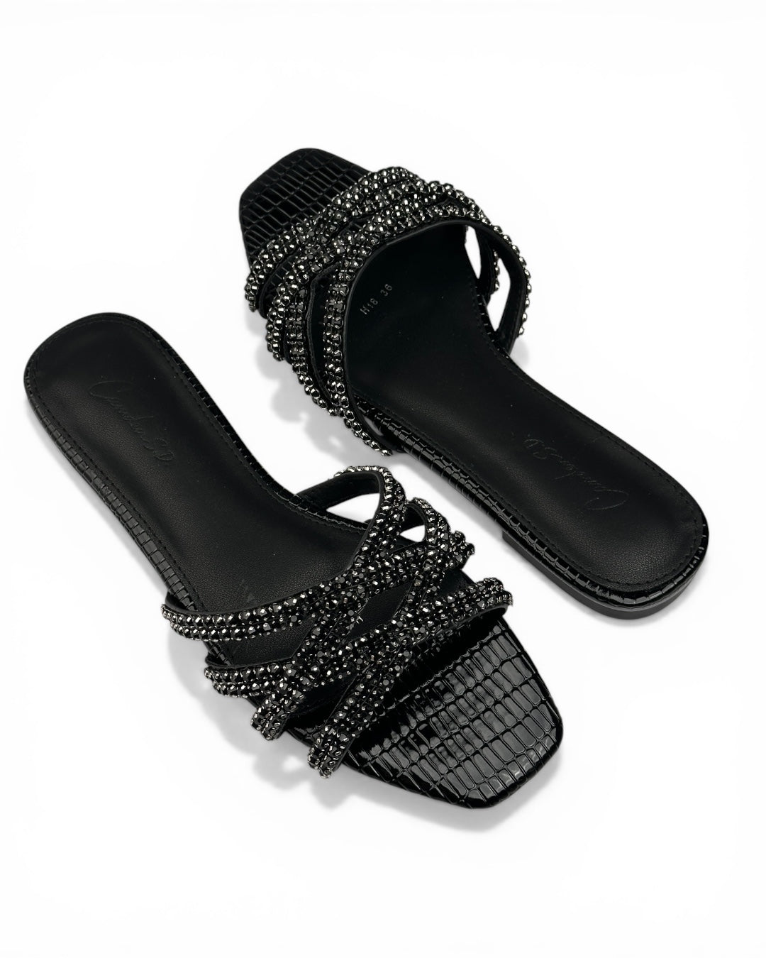 Leather slipper with crystal stones