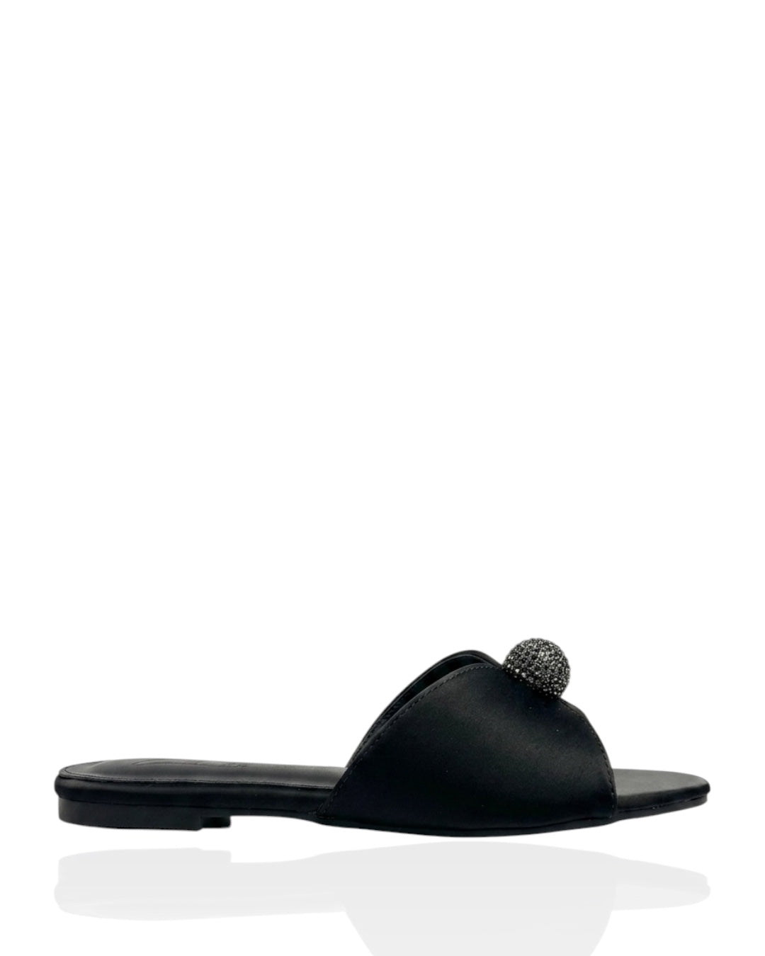 Leather slippers with crystal ball