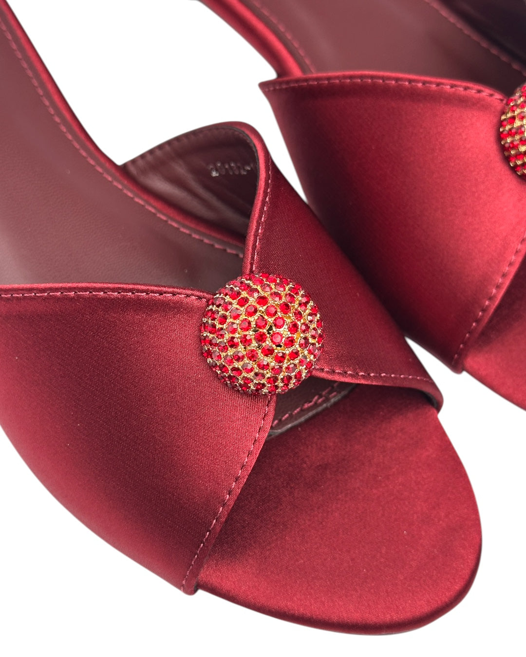 Leather slippers with crystal ball