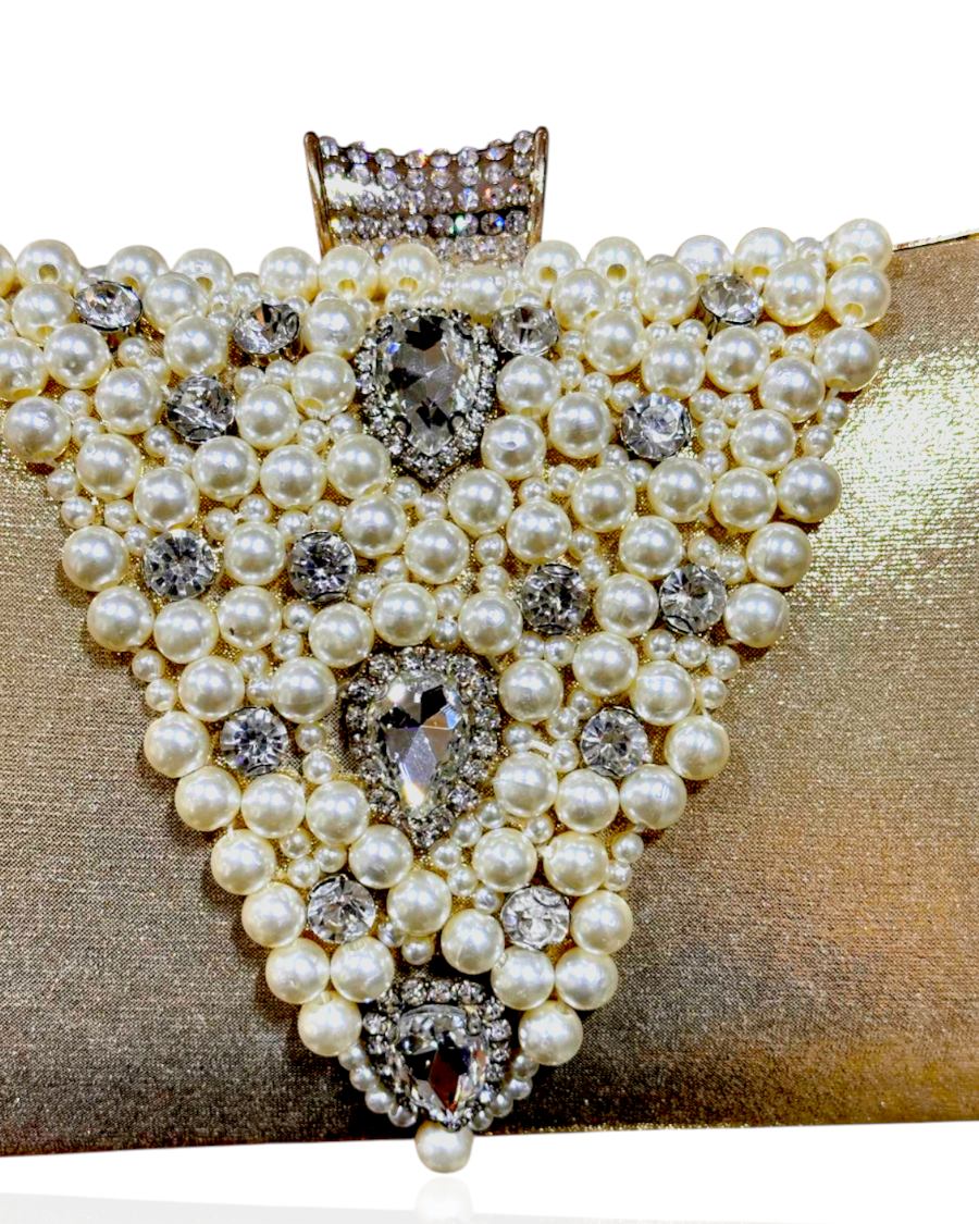 Handmade wallet with pearl stones