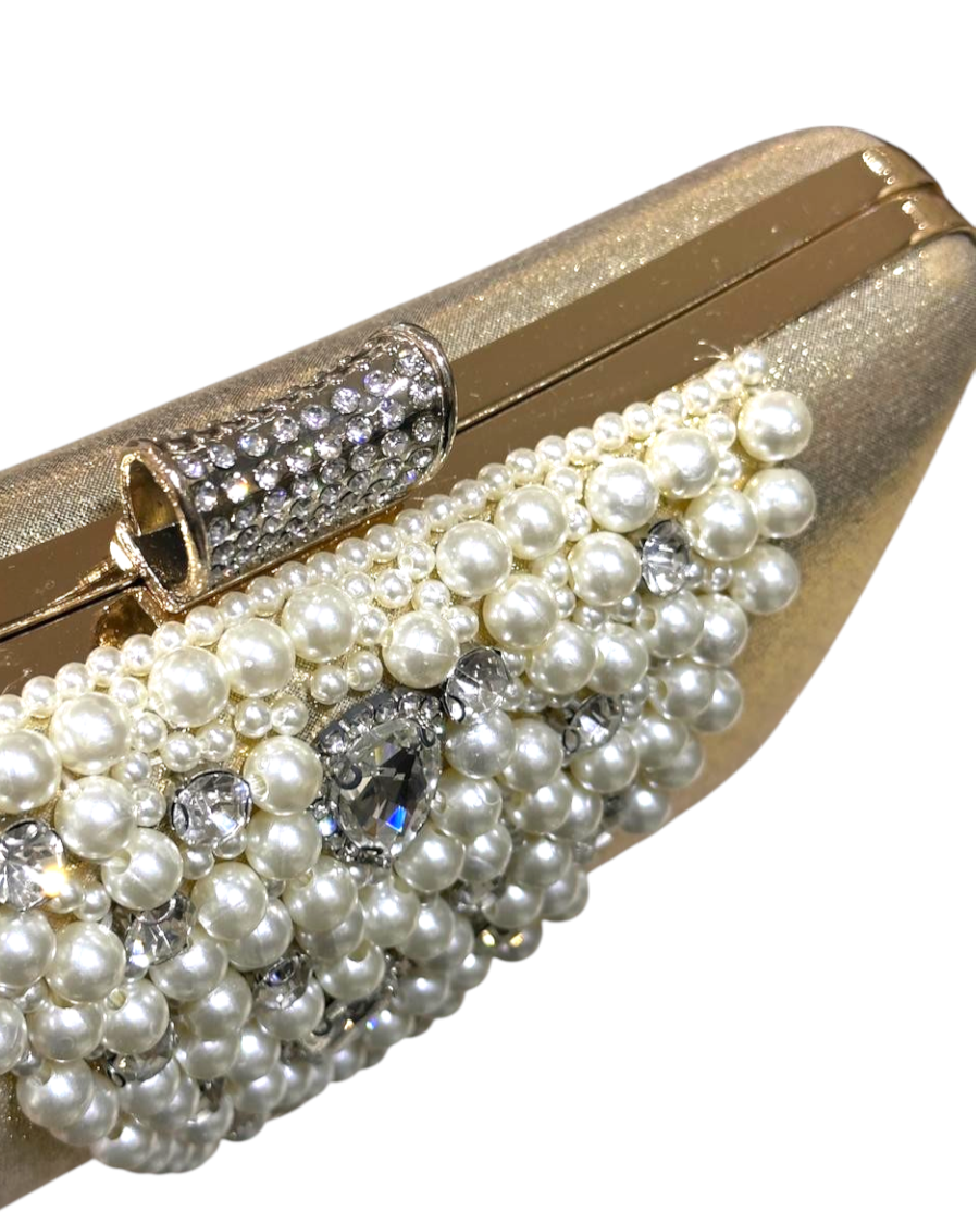 Handmade wallet with pearl stones