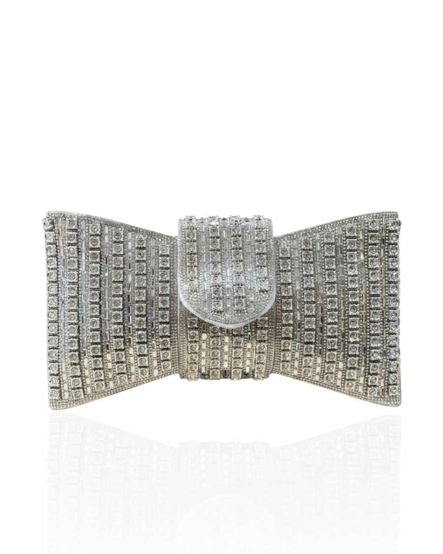 Bow-Shaped Clutch
