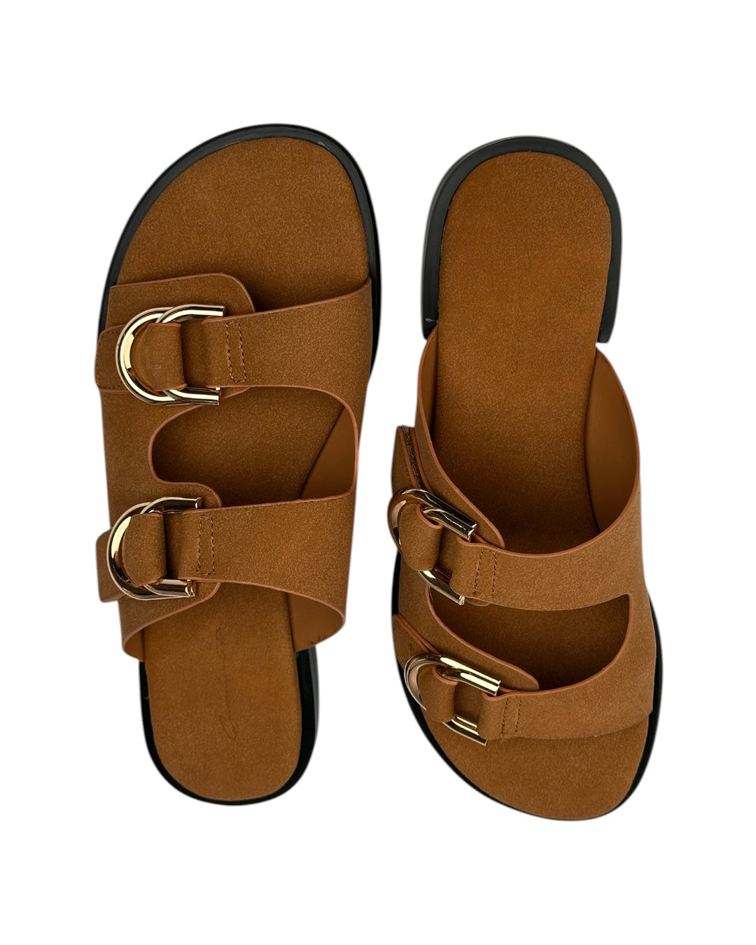 Suede sandal with buckle