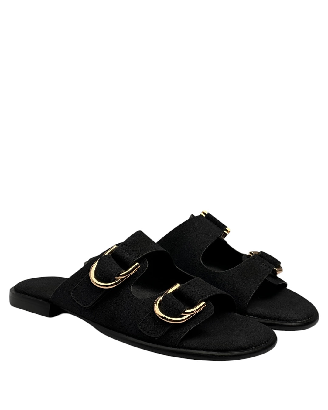 Suede sandal with buckle