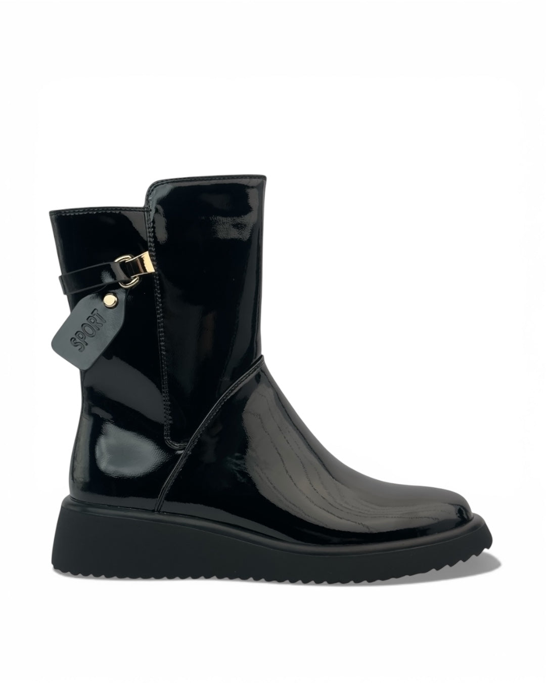 حذاء من الجلد الأملس بنعل سميك