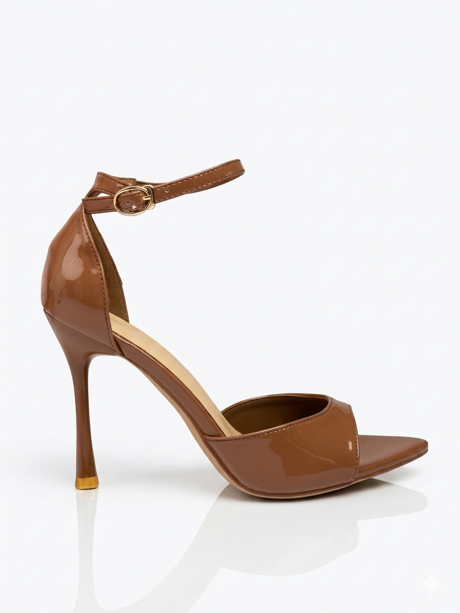 Shiny leather sandals