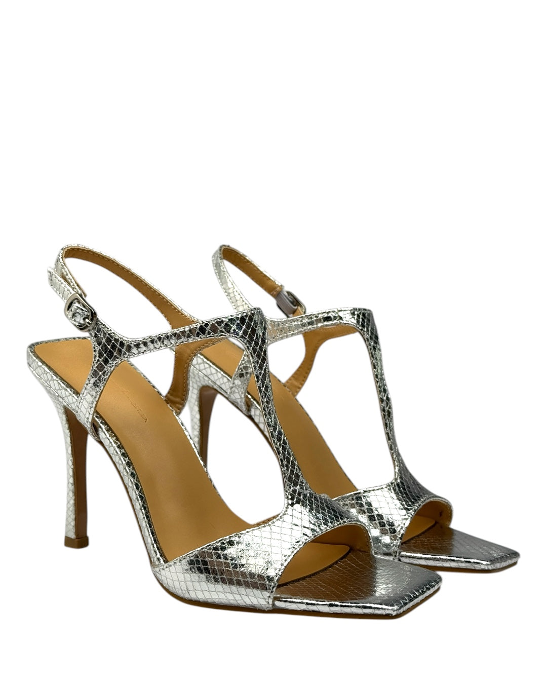 Leather sandals