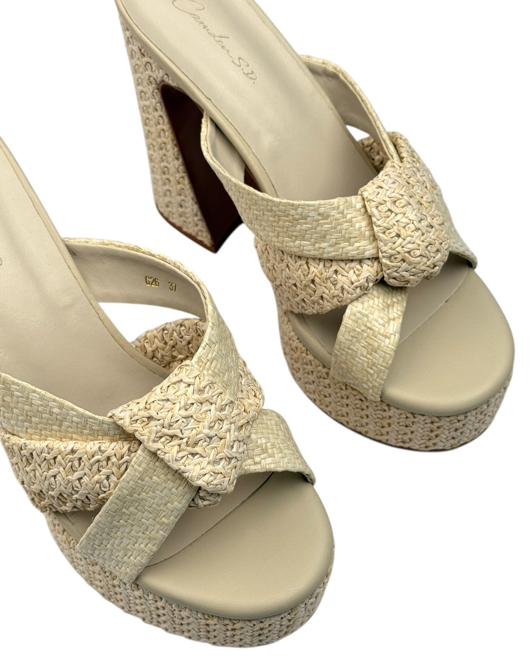 Straw mules