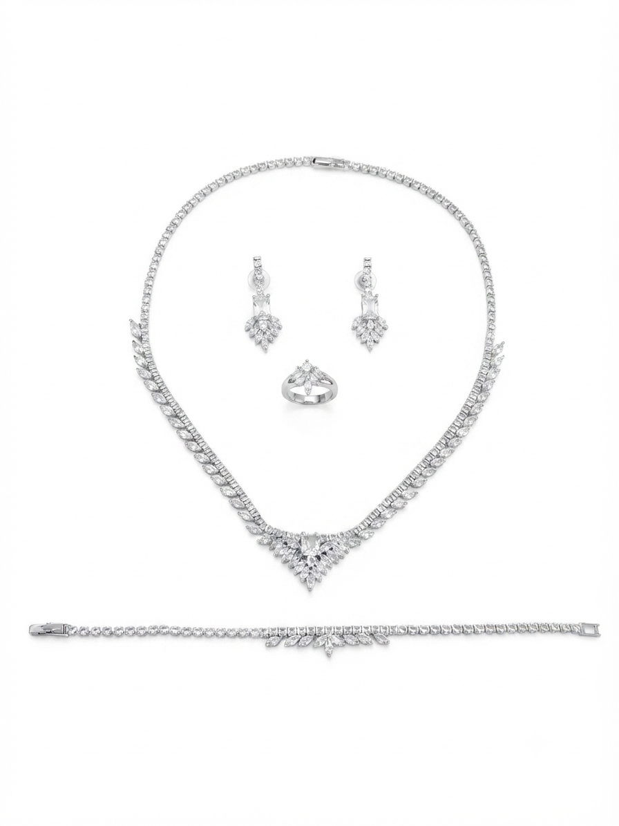Set embellished with zircon stones