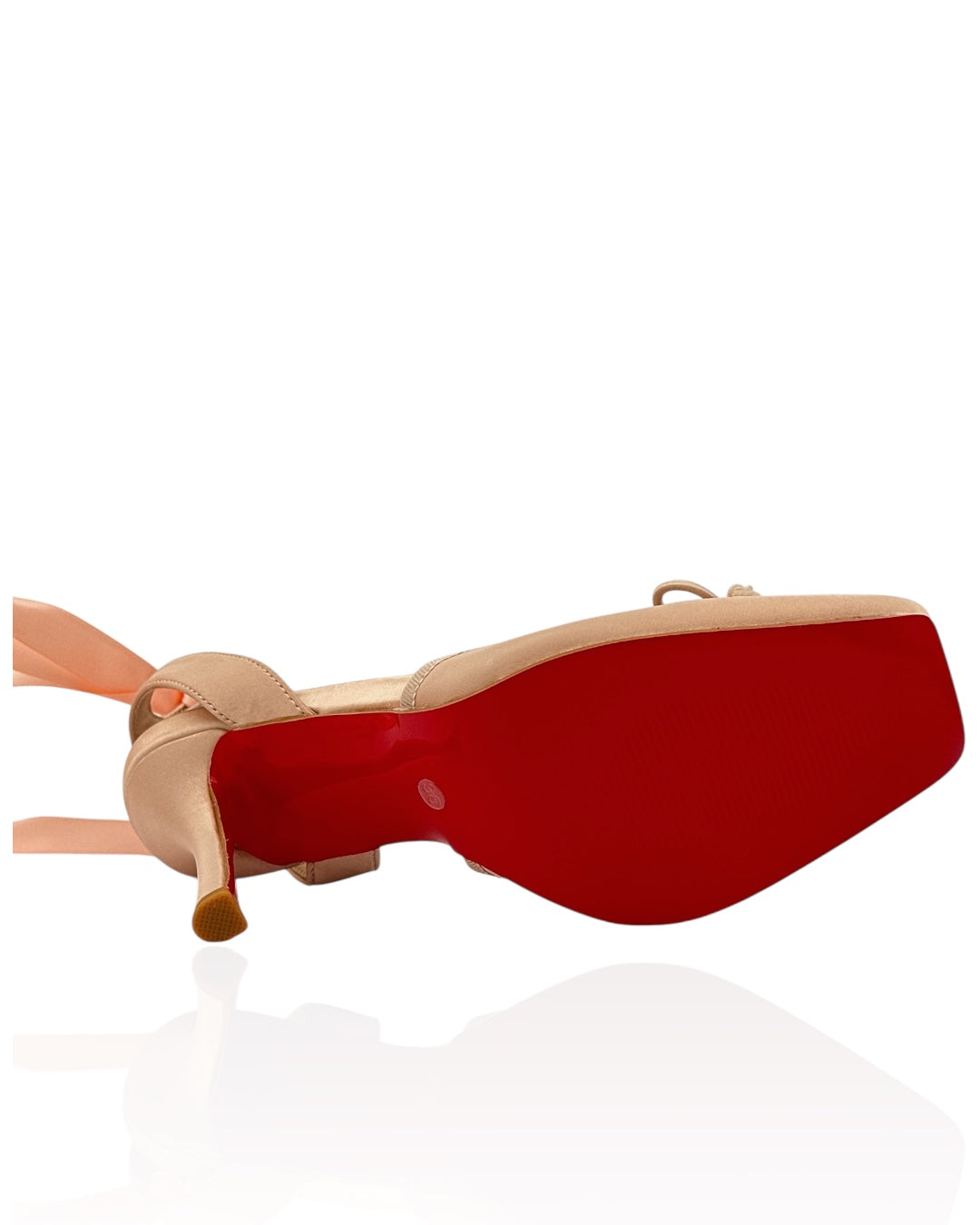 Landy's heel shoes