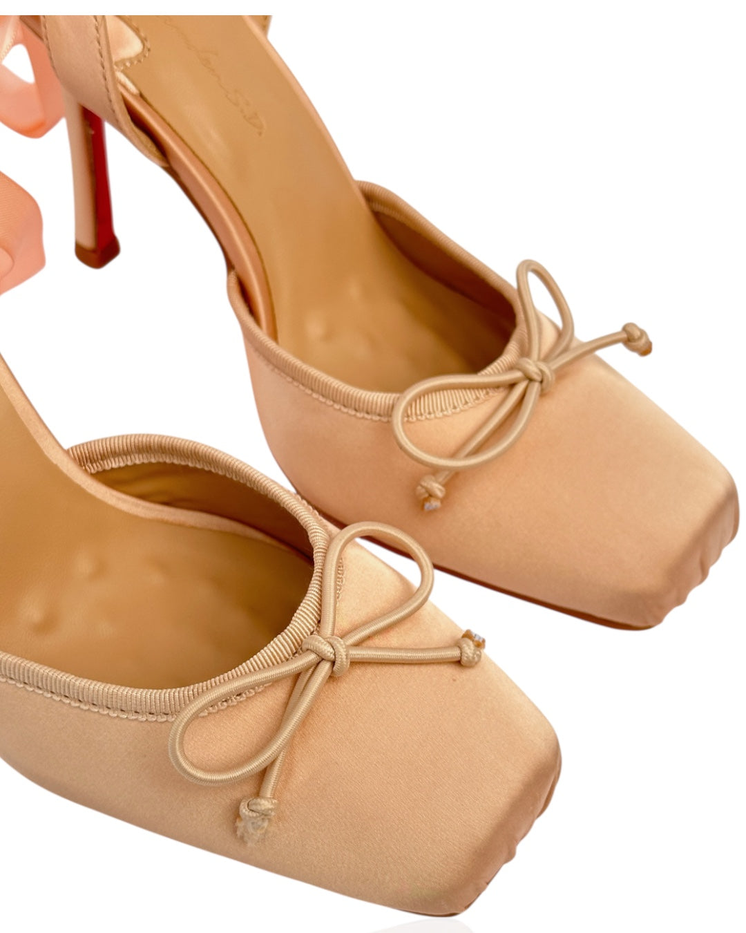 Landy's heel shoes