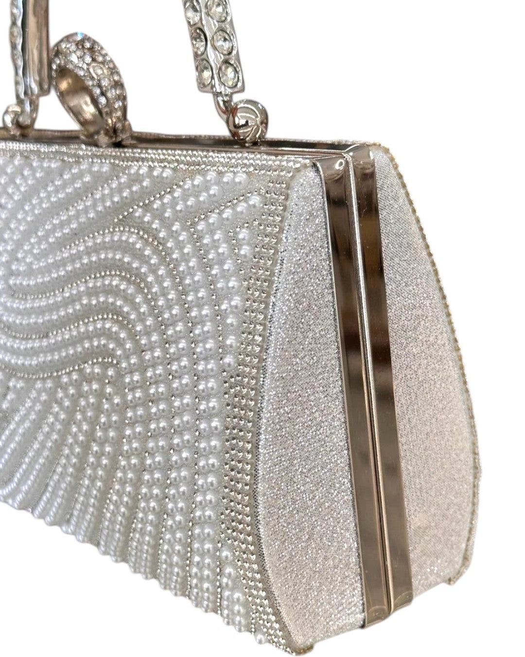 Wallet with pearls and crystals