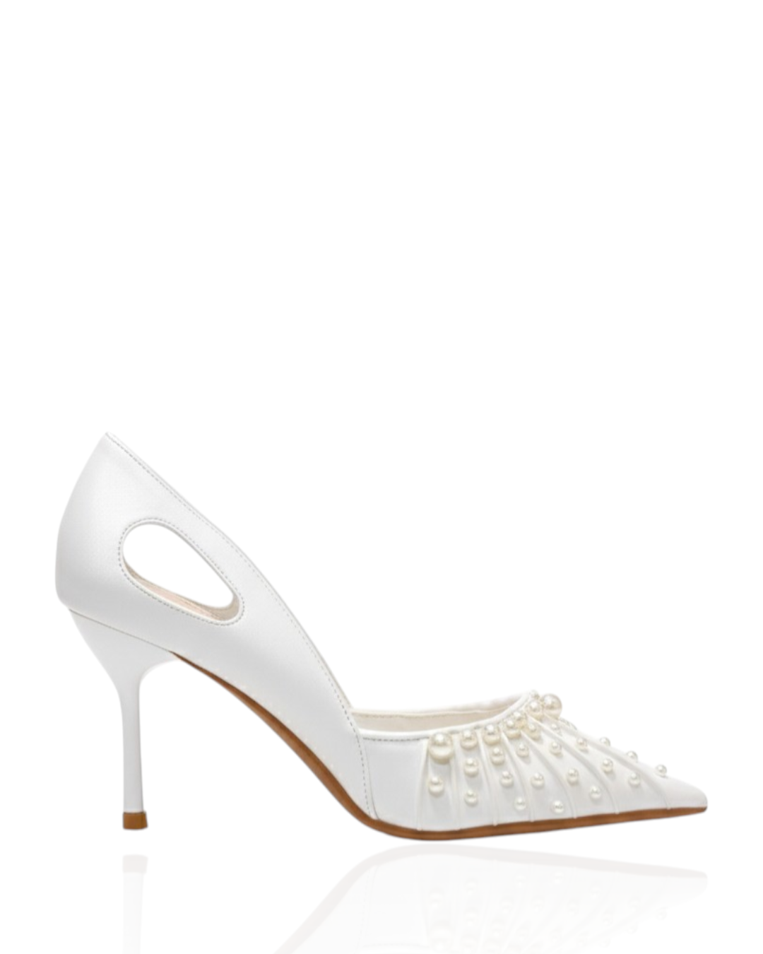 Bridal heels with pearl stones