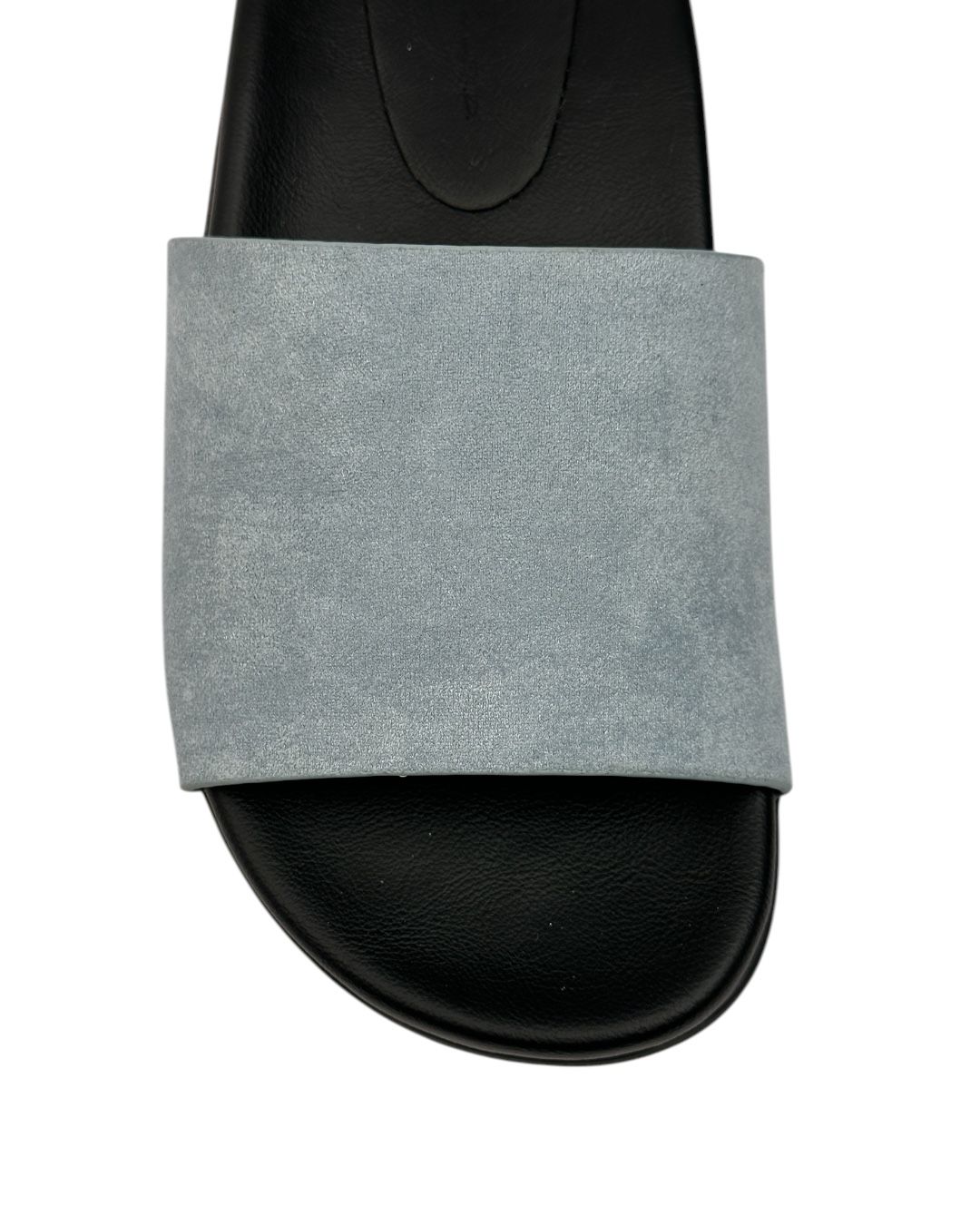 Suede slippers