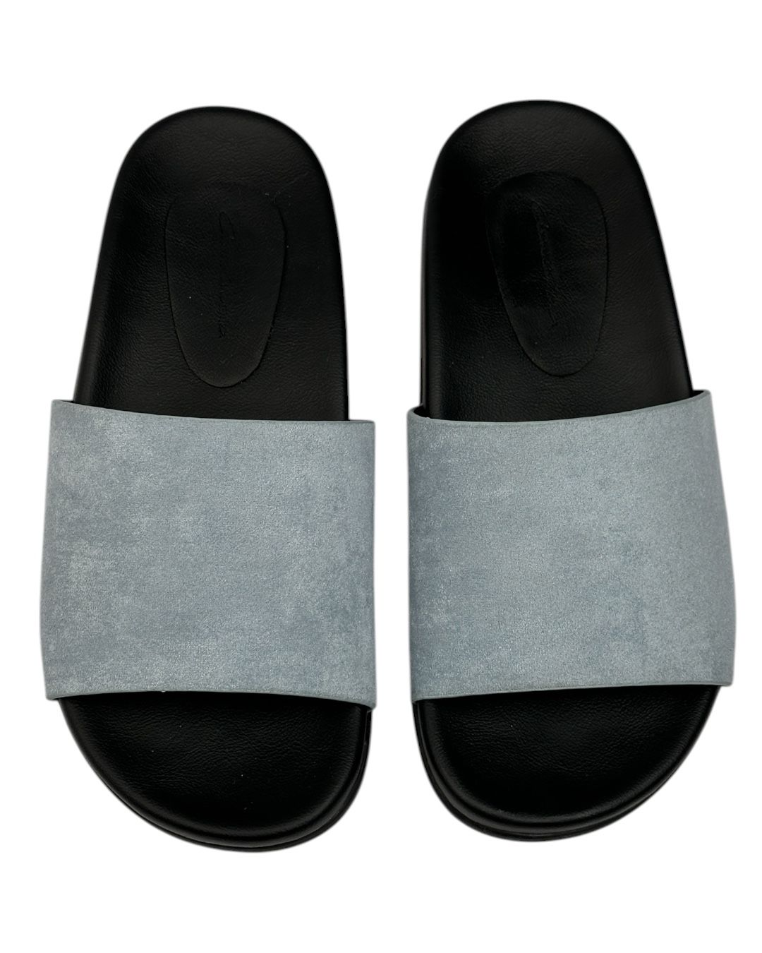 Suede slippers