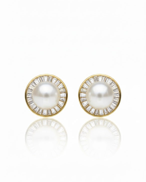 أقراط مرصعة بالزركون واللؤلؤ